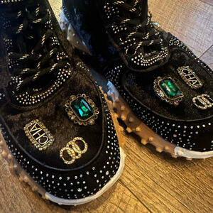 Guja women's sports shoes with rhinestones and embellishments Size 8